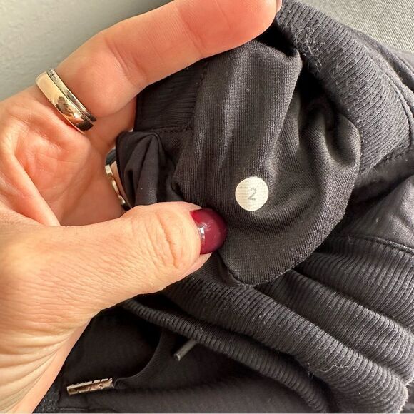 Lululemon Hustle Pants  - Picture 5 of 7